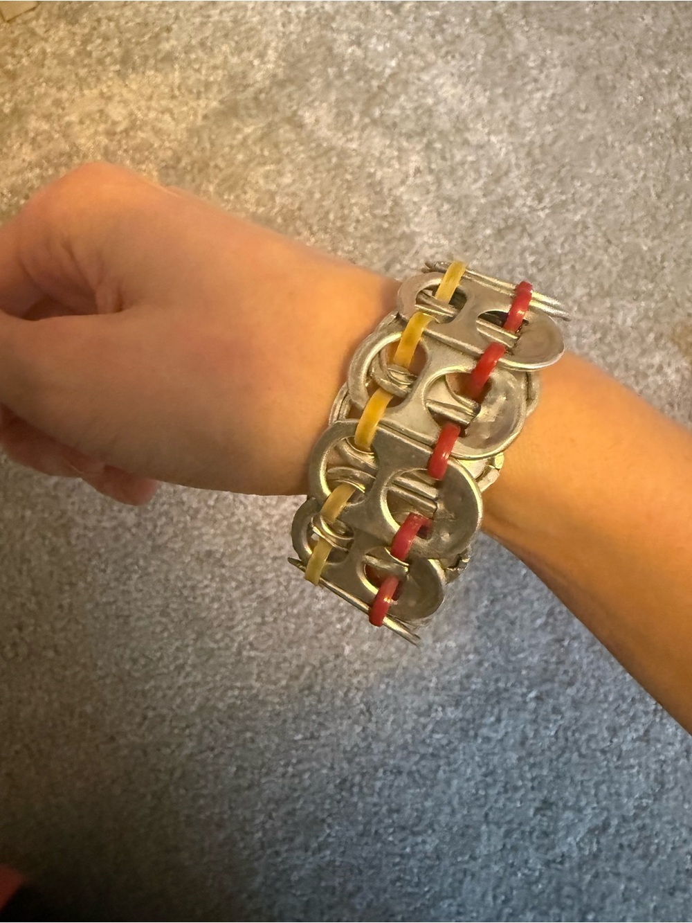 Pop tabs bracelet - Picture 2 of 2